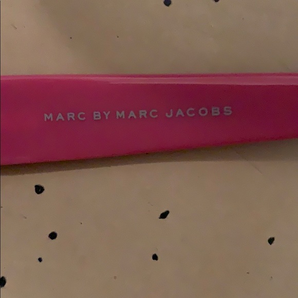 AUTHENTIC Marc Jacobs fuchsia Sunglasses - Picture 5 of 6